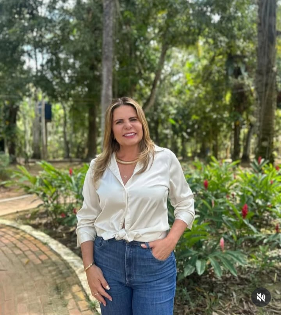 Charlene Lima é exonerada da Semeia e vai em busca de vaga na Câmara Federal 