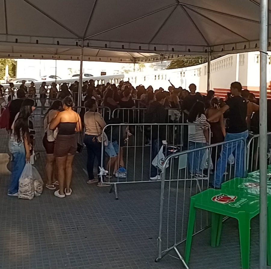 Alimentos não perecíveis já podem ser trocados por ingressos de Shows da Expoacre 2026