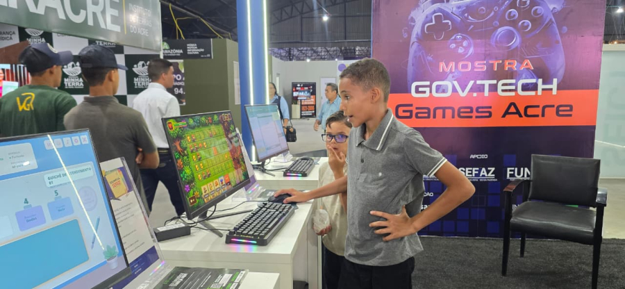 Jogos digitais aproximam serviços públicos da população no Espaço de Inovação da Expoacre
